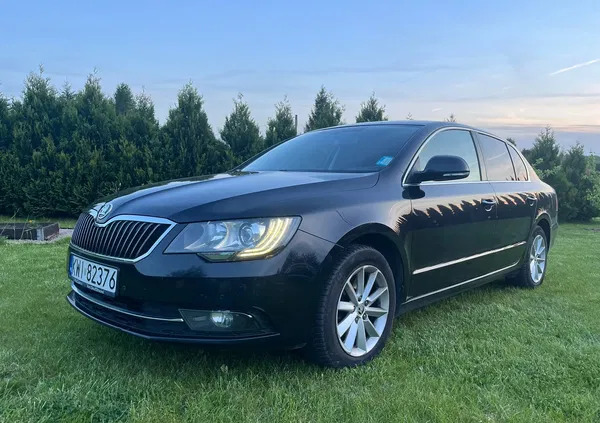 skoda superb wieliczka Skoda Superb cena 37900 przebieg: 369000, rok produkcji 2015 z Wieliczka